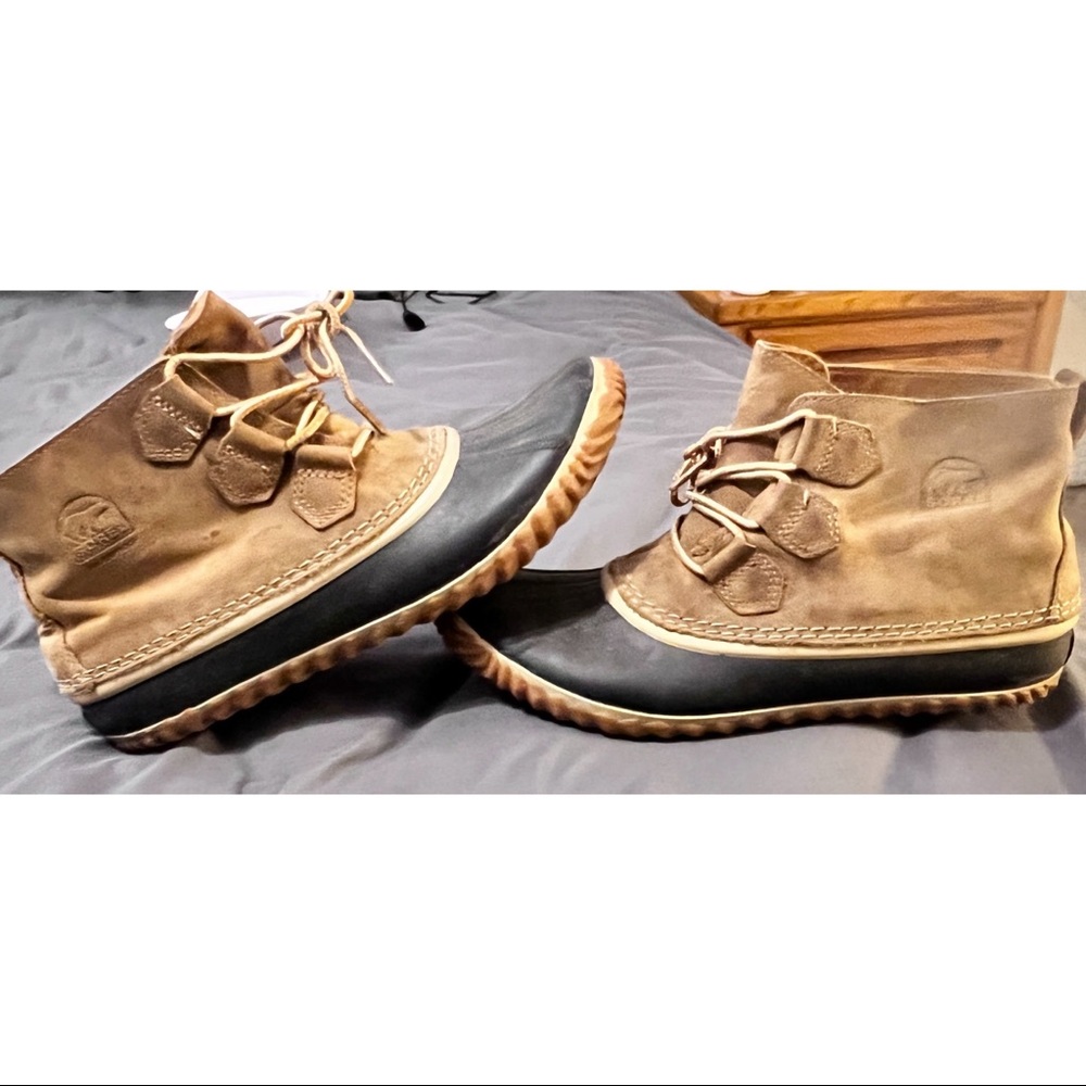 Ankle boots